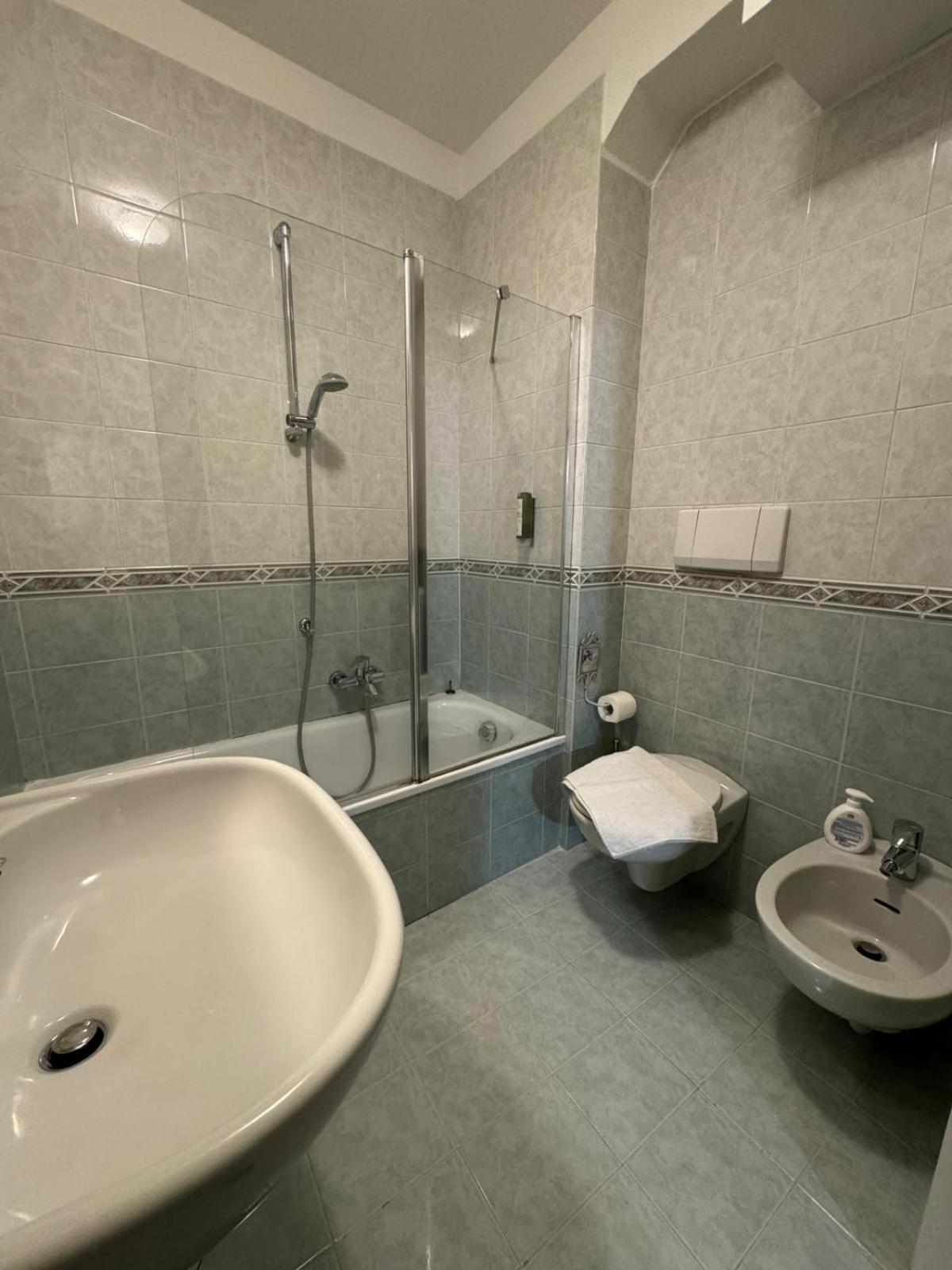 Duomo Nest Entire Apartment Trento Eksteriør bilde